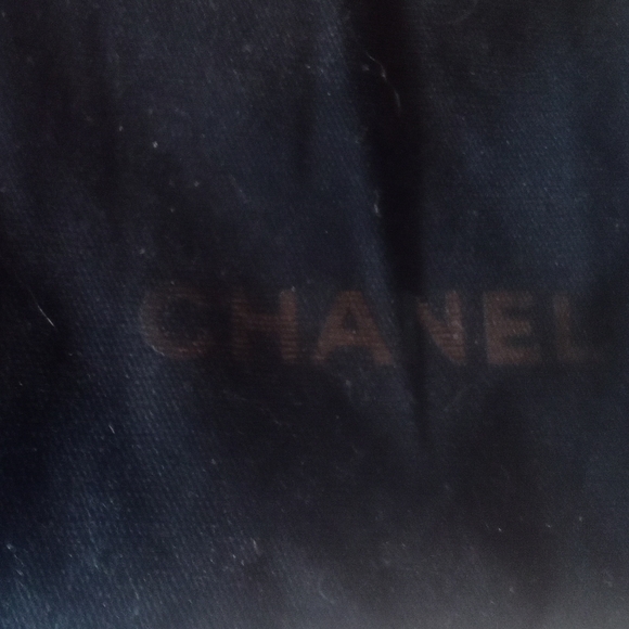 Chanel key holder - Picture 3 of 12